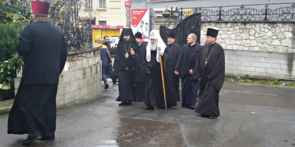 "Щирі" вибачення та "повне" розкаяння Владики Мстислава