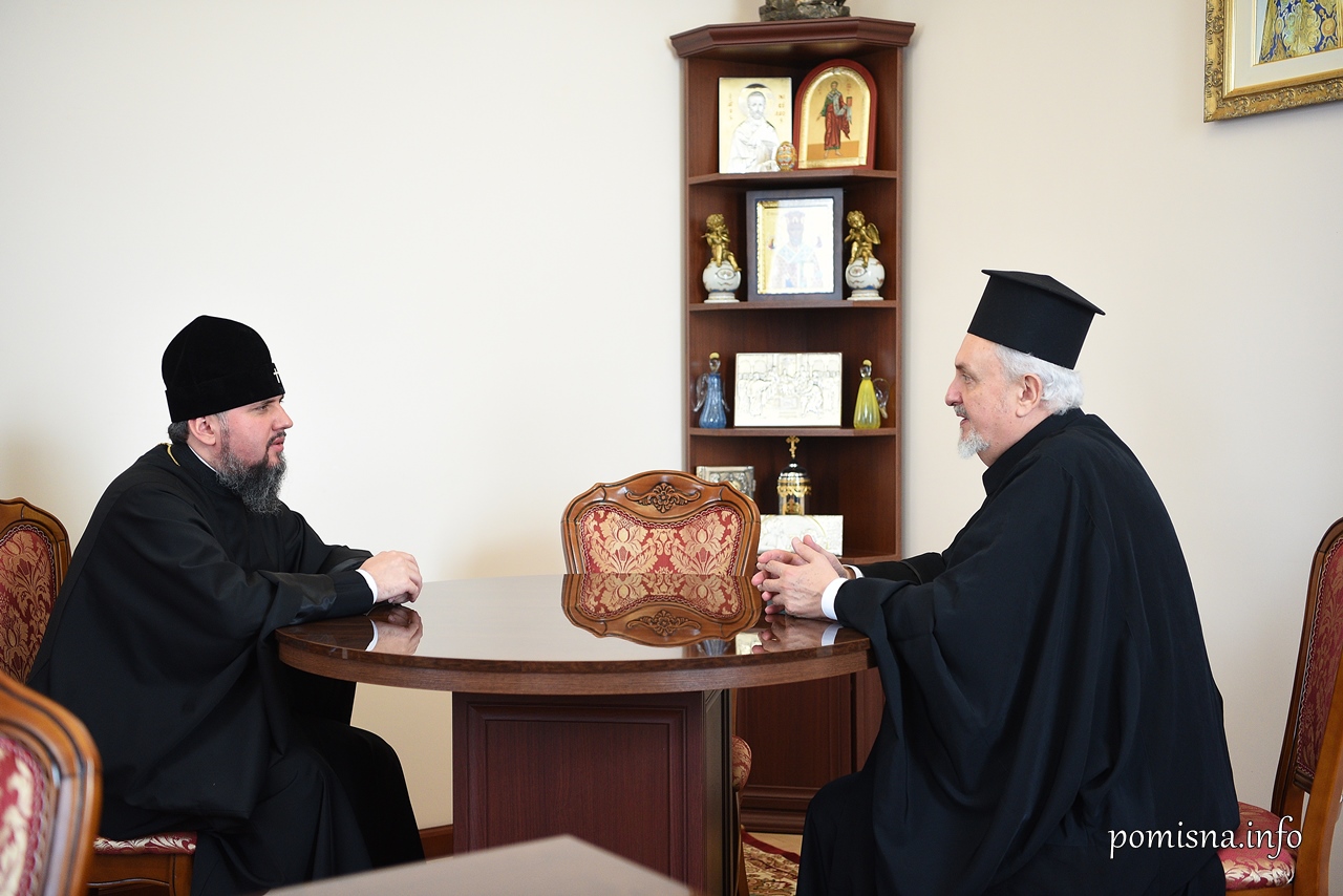 На запрошення Митрополита Вінницького і Барського Симеона в день Собору Вінницьких святих архімандрит Михаїл (Аніщенко) екзарх Константинопольського Патріарха в Україні відвідав Вінничину