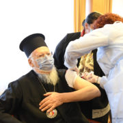 Вселенський патріарх Варфоломій вакцинувався проти Covid-19