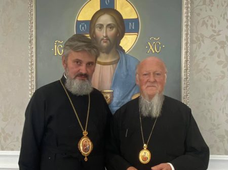 Вселенський Патріарх Варфоломій через митрополита Климента передає благословення і слова підтримки православним українцям у Криму