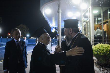 Вселенський Патріарх Варфоломій з делегацією відбув до Константинополя