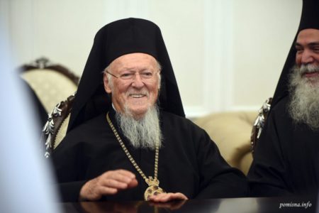 Патріарх Варфоломій образно пояснив, як ставиться до шантажу РПЦ