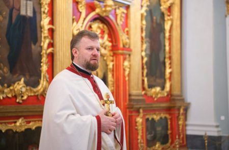 Проповідь в Андріївській церкві: “Піднімаймося над натовпом, щоб зустріти Христа”
