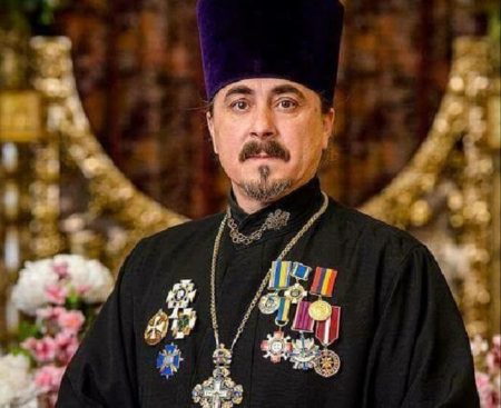 Василь Вирозуб бачить і відчуває найчорніші грані війни, але йому, як справжньому українцеві, не можна тужити – Олег Володарський