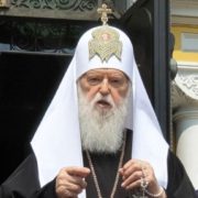 Під Києвом колаборант із УПЦ МП здавав окупантам односельців (відео)