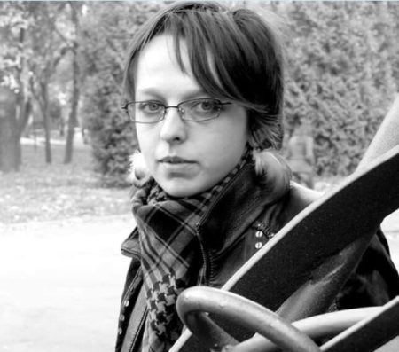 Олександра Медвідь не житиме щасливо, допоки поруч палає війна — Олег Володарський