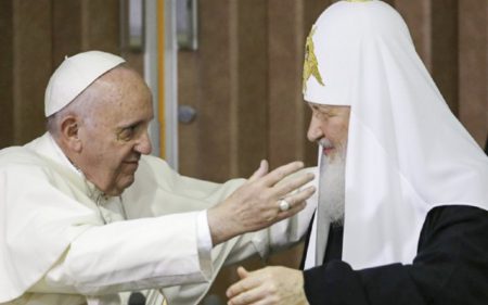 Папа Римський сподівається на зустріч з патріархом Кірілом у Казахстані