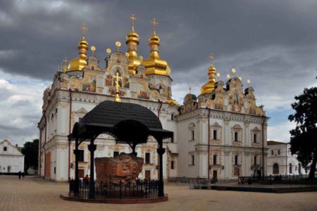В уряді повідомили, що не розриватимуть з УПЦ мп оренду на лаври