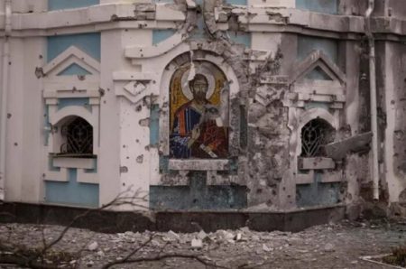 Від окупантів в Україні вже постраждали 123 об’єкти культурної спадщини, з них 9 — зруйновані вщент