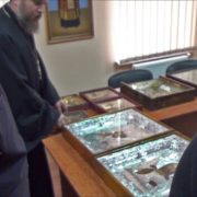Поліцаї вони і в Херсоні поліцаї: самі вкрали — самі знайшли