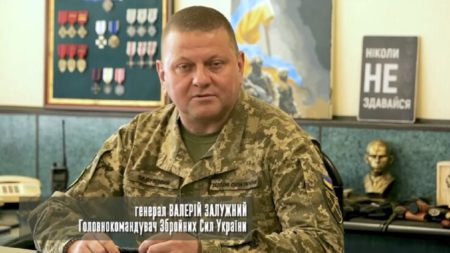 Залужний та захисники записали потужне звернення до українців, від якого на очі навертаються сльози