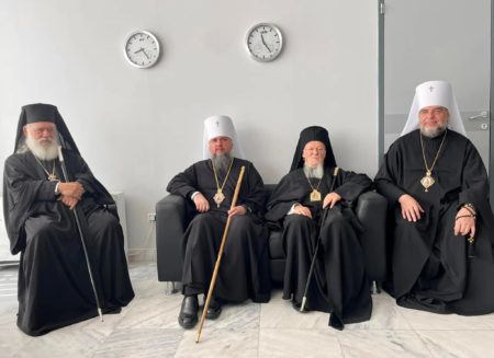 Митрополит Епіфаній разом з Вселенським патріархом прибув до Греції