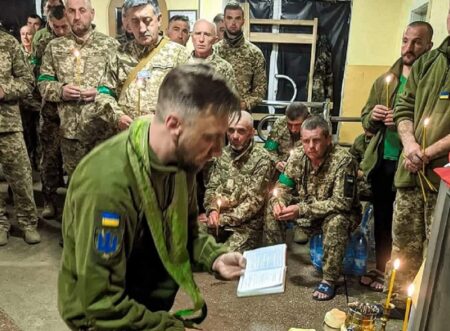 Сьогодні свою недільну проповідь я скажу тут для простих людей простою мовою — Сергій Дмитрієв