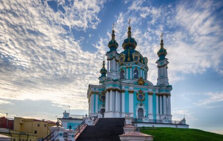 У Божий храм, неначе в Рай – прошу, зайди ти, не минай!