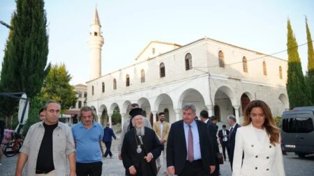 Патріарх Варфоломій відвідав місто Чешме в районі Ізміра