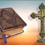 На Покрови митрополит ПЦУ молився з українською громадою в Стамбулі