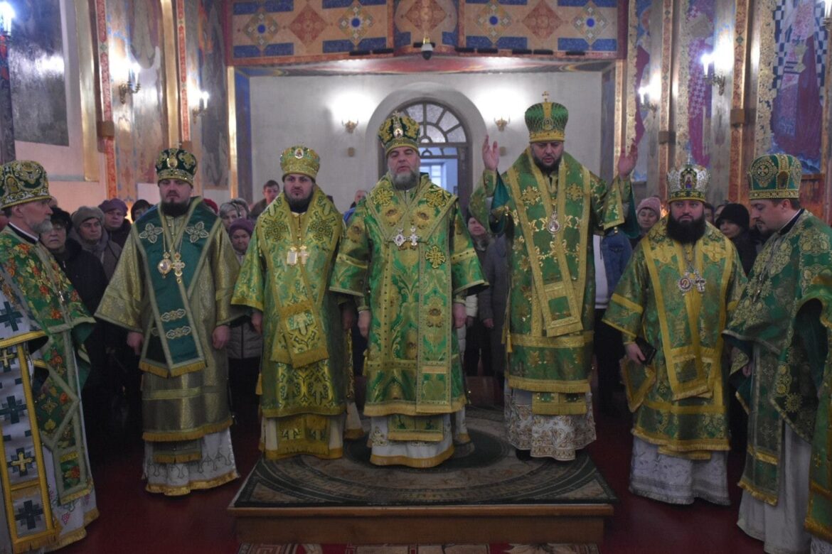 Недостойний канонічний архієрей відвідав Житомирщину