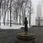 Парламент Румунії визнав Голодомор злочином проти людства і українського народу