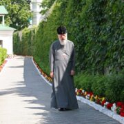 «І як же соромно буває іноді за людину, коли та сама називає себе «богословом» — з архівів Блаженнішого Митрополита Володимира