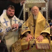 Ватикан: з термофутболками в Україну поїдуть також і електрогенератори