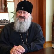 <strong>Згадаємо, як намісник Києво-Печерської лаври Павло (Лебідь) лаяв на ченця, бо той обзивав путіна (відео)</strong>