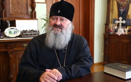<strong>Згадаємо, як намісник Києво-Печерської лаври Павло (Лебідь) лаяв на ченця, бо той обзивав путіна (відео)</strong>
