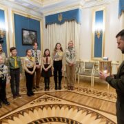 Папа Римський закликав світ заощадити на Різдві та допомогти Україні