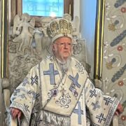 Переконаний, що можна було б знайти набагато більше, якби про візити СБУ у цих церквах не знали заздалегідь — нардеп Михайло Цимбалюк
