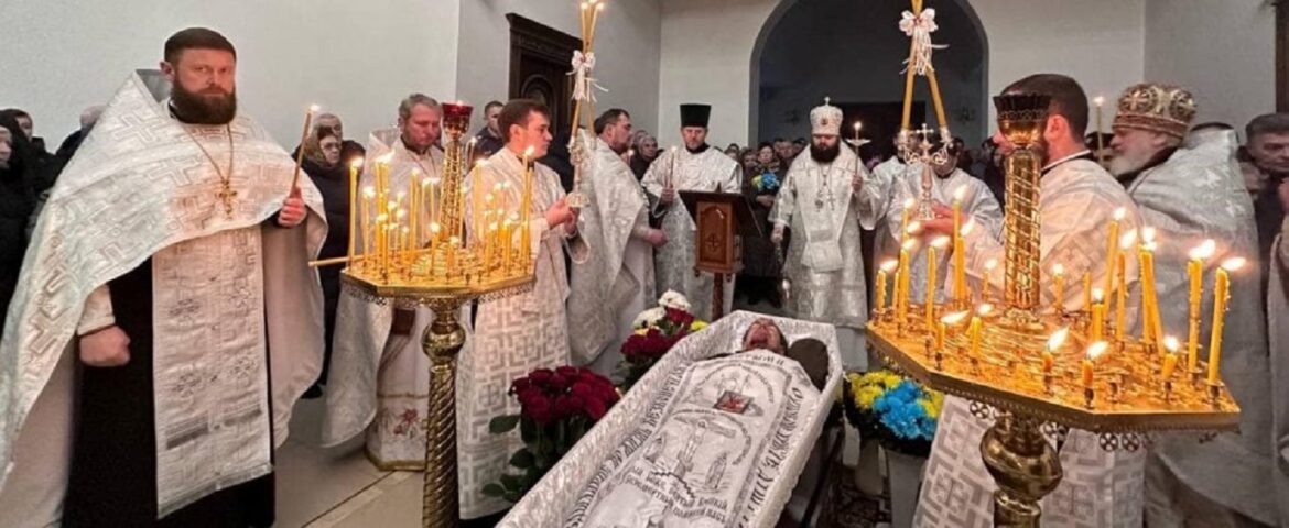 У різних регіонах України Церква провела у вічність полеглих Захисників