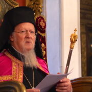 Вселенський Патріарх: «Протягом нашої священицької подорожі нас навчали, що єпископ, а особливо Архиєпископ і Патріарх, свідчать про життя і смерть. Опера означає, що він має бути готовий до всього»