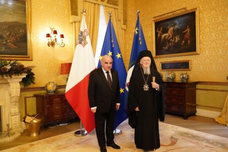 Вселенський Патріарх Варфоломій 5 грудня 2022 року провів зустріч з Президентом Республіки Мальта Дж. В. Веллою в Атарді