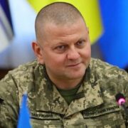 Залужний привітав з Різдвом і Новим Роком усіх «братів по зброї»