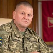 Папа Римський: моліться, щоб Різдво принесло промінь миру дітям в Україні