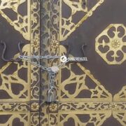 <strong>У Вінниці священику УПЦ МП поранили ножем горло, нападаючого затримали, потерпілий перебуває у реанімації</strong>