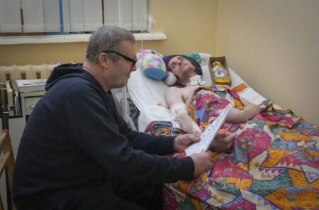 Просимо ваших молитов за воїна Віталія