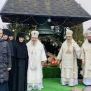 Предстоятель УПЦ МП митрополит Онуфрій відвідав Волинь дорогою до Почаїва