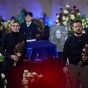 Просимо ваших молитов за воїна Віталія