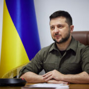 Президент України Володимир Зеленський привітав Предстоятеля Київського Патріархату з 94-літтям від дня народження