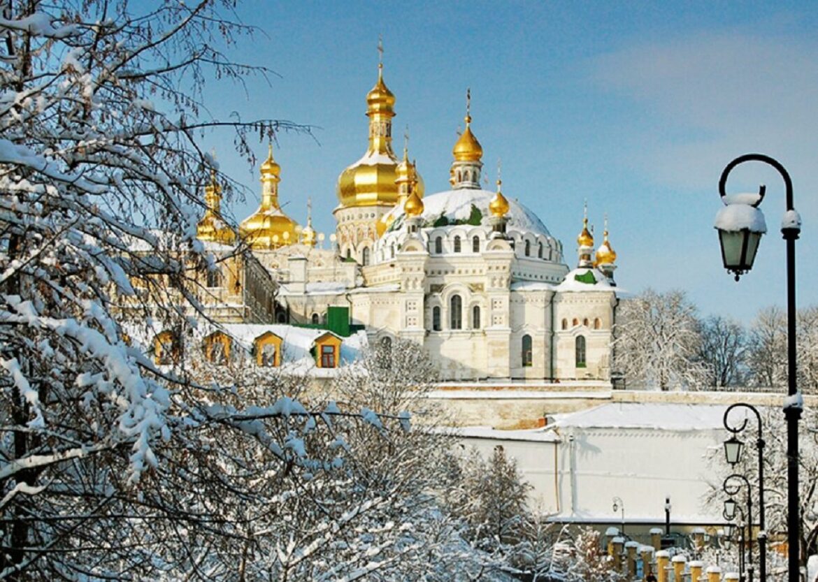 Кабмін вніс столичні лаврські споруди до Держреєстру нерухомих пам’яток України