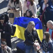 Папа: Нехай же Господь відкриє дороги миру для України