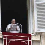 Папа: не забуваю про щоденні трагедії українців та інших народів
