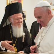 Папа Римський Франциск планує узгодити з патріархом Варфоломієм єдину дату Великодня