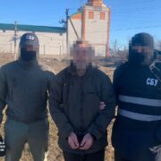 СБУ затримала у Києві прокремлівського блогера, який переховувався від правосуддя в монастирі УПЦ (МП)