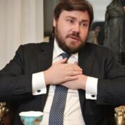 У Кремлі істерика через конфіскацію майна православного олігарха у США