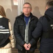 У Львові затримали священнослужителя за розбещення власної дочки