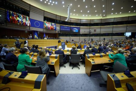 Український європейський спосіб життя Росія намагається знищити; ми цього не дозволимо – виступ Президента на спеціальному пленарному засіданні Європарламенту