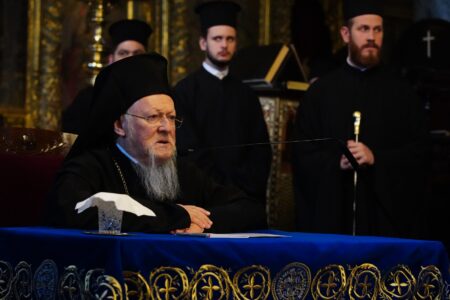 Зустріч Вселенського Патріарха з членами пастви з постраждалих від землетрусу районів