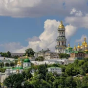 Національний заповідник "Києво-Печерська лавра" розірвав договір з монастирем
