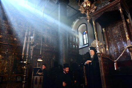 Патріарше служіння за Божественною Літургією Освячених Дарів