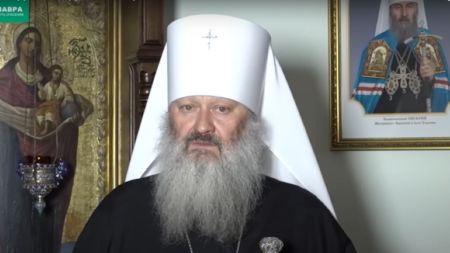 Напади на владу та погрози Божої кари: скандальний митрополит Павло (Лебідь)
